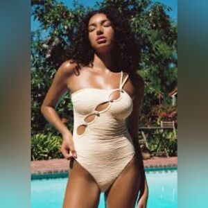 LA PORTE Nixy One Piece Anise Flower Size S NWT